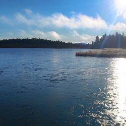Das erste Eis auf dem See