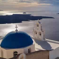 Île de Santorin : Les trois cloches de Fira.
