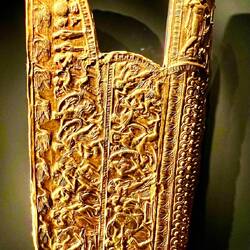 Goldener Brustpanzer