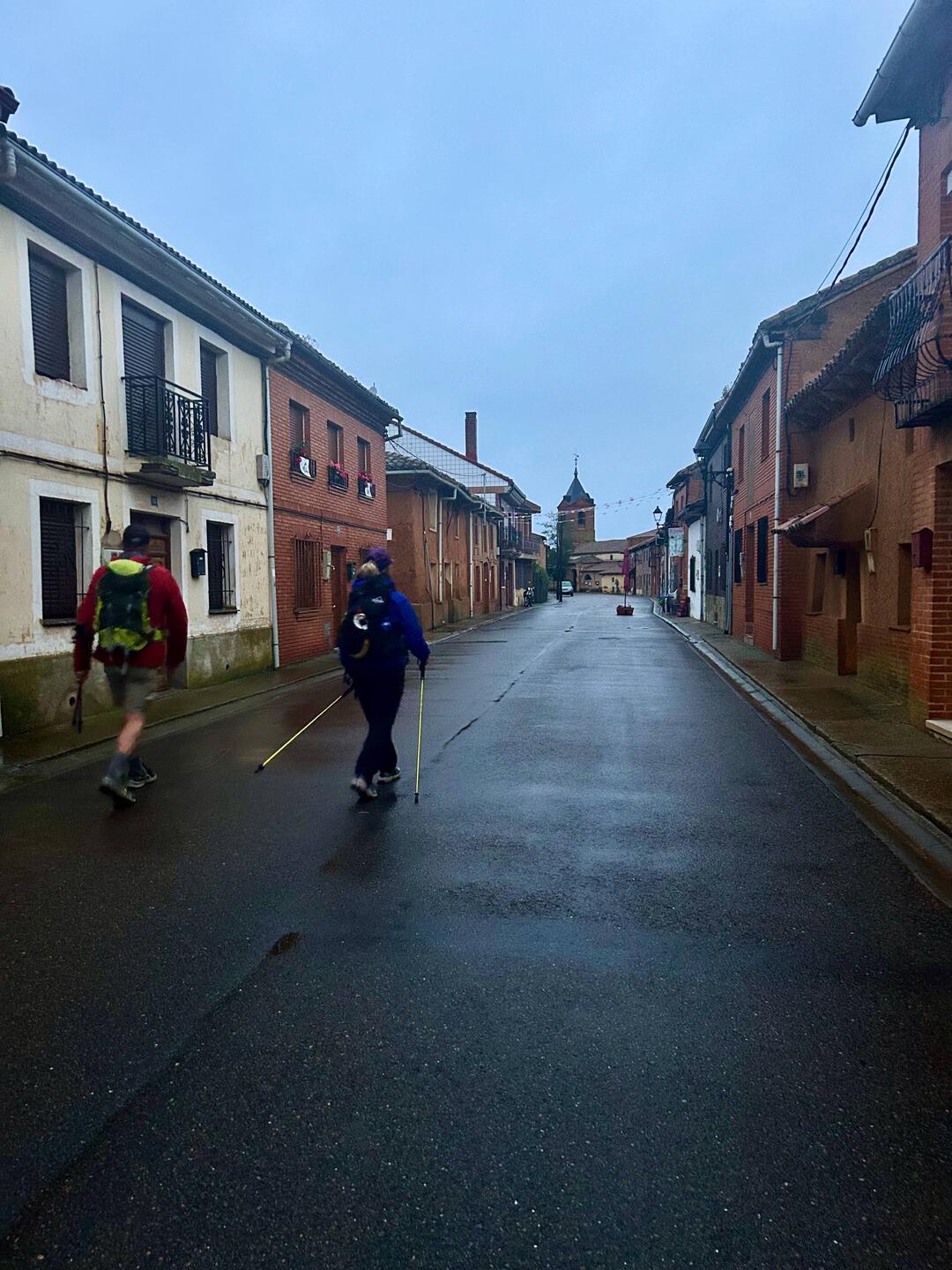 Leaving El Burgo Renero