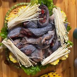 Black Chicken - Hmongspezialität