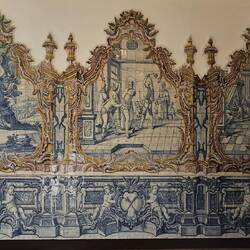 Fliesenbild einer Kapelle