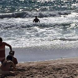 Wie hieß die Serie mit Patrik Duffy ?🧐 oder kommt da James Bond 😂🌊🔫