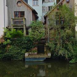 Ursprünglich neue Anbauten an alten Häusern