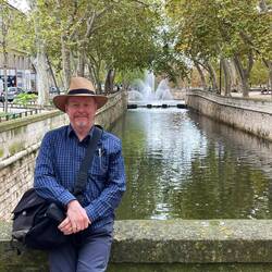 Heading towards the Fountain Gardens