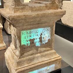 Projection onto a Roman funerary stone