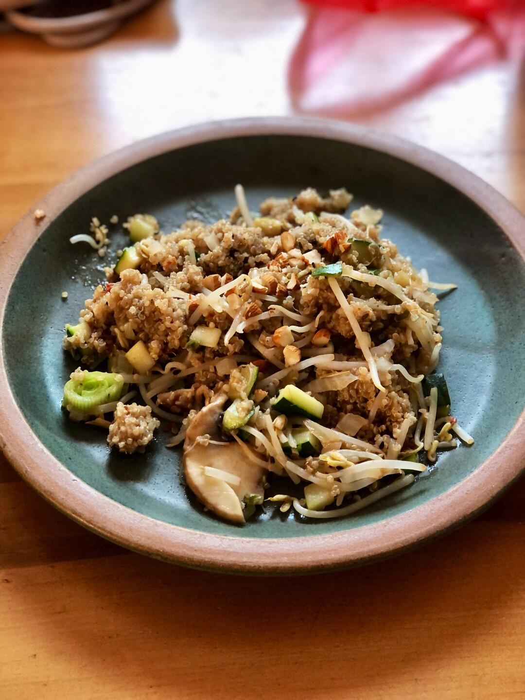 Gemüsepfanne mit Quinoa - 8/10⭐️