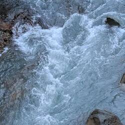 Can a picture capture the sound of water?