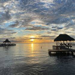 Früh morgens ging es weiter zu Fähre...