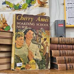 Spotted in a thrift store, I remember these!