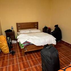 Unser Zimmer für die erste Nacht. Was ein erster Tag!