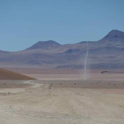 Im Laufe des Tages sehen wir ein paar Miniwirbelstürme