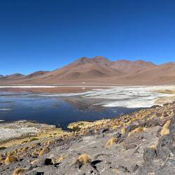 Eine Lagune am Morgen vertreibt Kummer und Sorgen