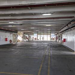 Die Fähren sind hier ein ganz klein bisschen größer als auf dem NOK 😄