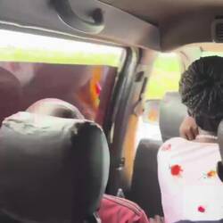 Mit dem Taxi nach Kasese.