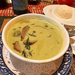 Grünes Curry mit Ente