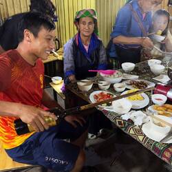 So wird hier der Reisschnaps eingeschenkt