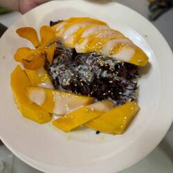 Sticky rice with mango - delicious 😋