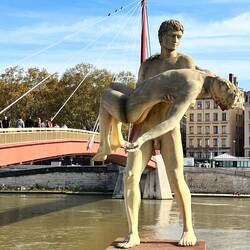 Statue on the banks of the Saône