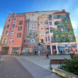 This is the mural in its entirety- the rolling snaps zoom in on particular aspects or scenes