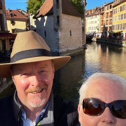 Trying to take a selfie with the Palais d' Ile