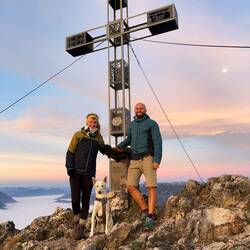 Der Gipfel gehört alleine uns, sodass..