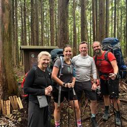 Am letzten Tag wurden wir noch von zwei netten und gesprächigen Kanadiern begleitet