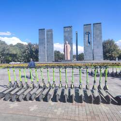 Alt und modern am Vardanyans Park