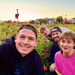 Franco, George (UK im Hintergrund) und John