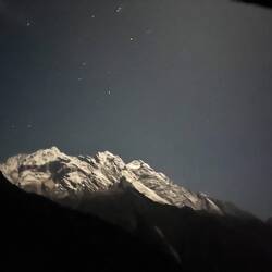Berg im Mondlicht