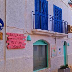 Küss mich mit Liebe in dieser Ecke❣️