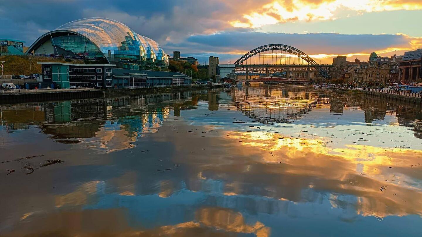 Joli crépuscule sur la tyne river