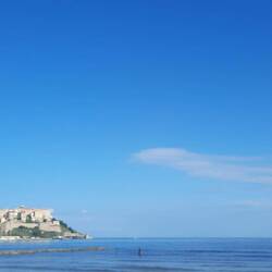 Blick auf die Festung Calvi.