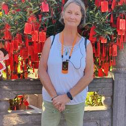 Vor den Glücksbringern