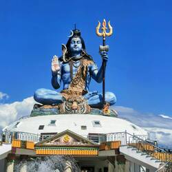 Shiva Statue (hinduistisch)