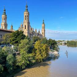 Basilika Nuestra Señora del Pilar