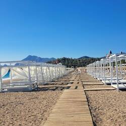 Kein Mensch am Strand