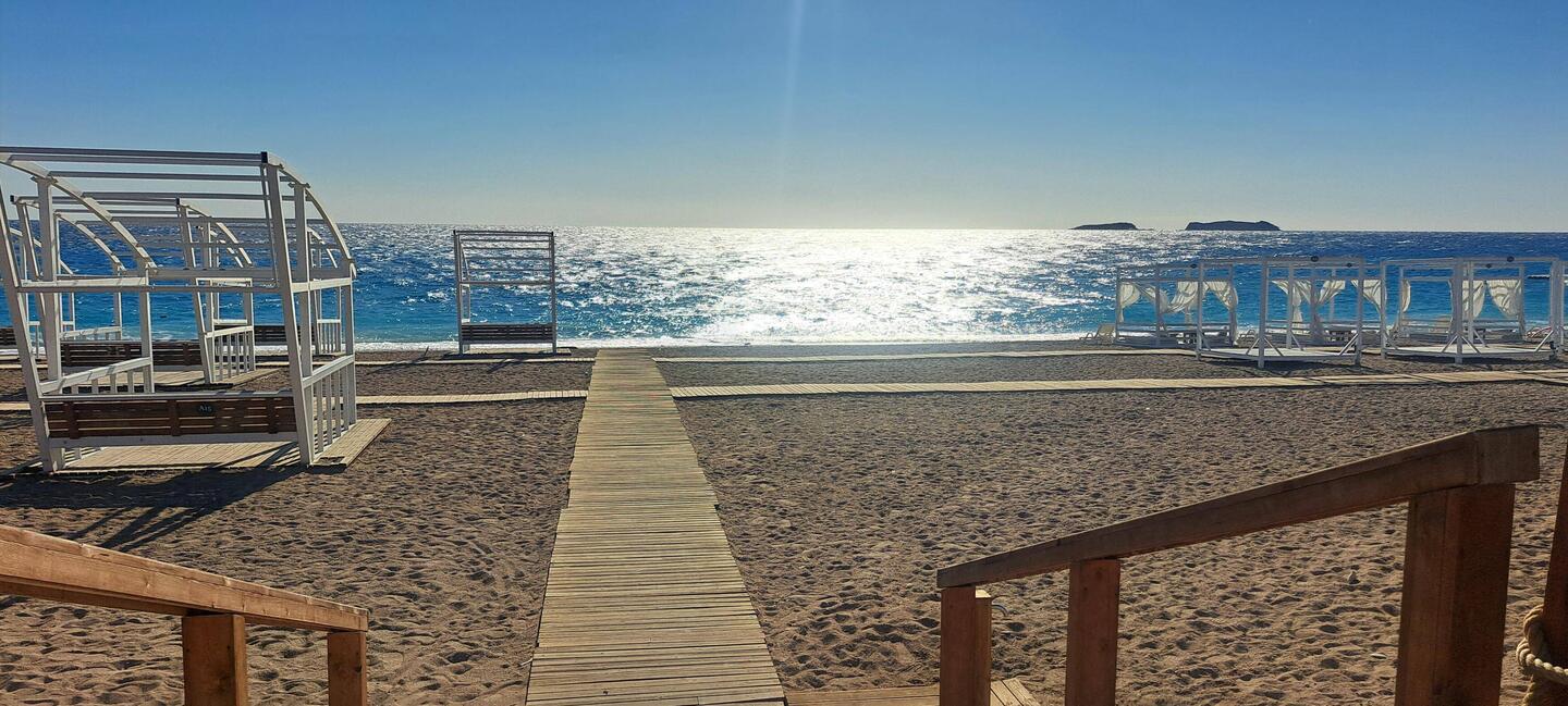 Früh halb 10 am Strand