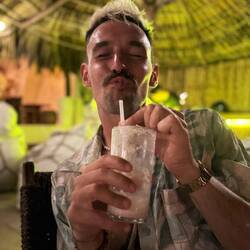 if you like Piña Coladas, come and dance with me!