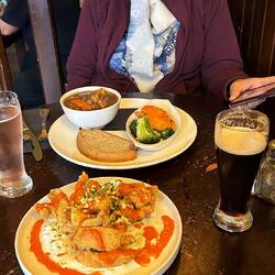 Abendessen im Irish Pup mit Guinness