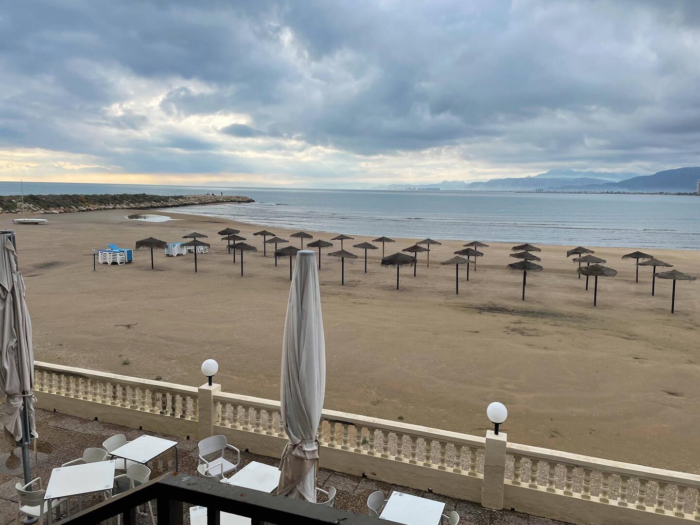 Vor unserem Hotel in Cullera