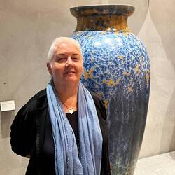 Now that's a large vase