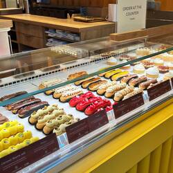 Eclair display at the Salon de Thé