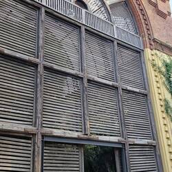 Und noch eins. Noch größer.