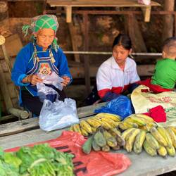 Lokaler Markt von Tả Gia Khâu, weitere Fotos davon im nächsten Footprint