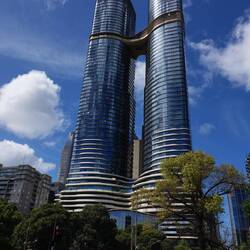 Beherbergt das Shangri-La & luxury Penthouses