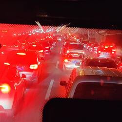 Freitagabend-Stau