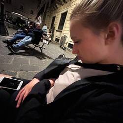 Puh der Bauch doch zu voll nach dem Eis 😂