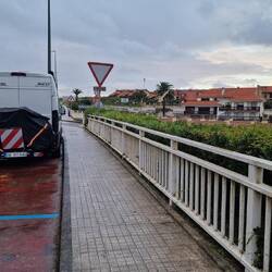 Nass aber nicht dreckig und gerade der Platz