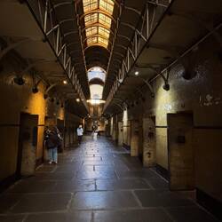 Der Haupttrakt mit den Zellen